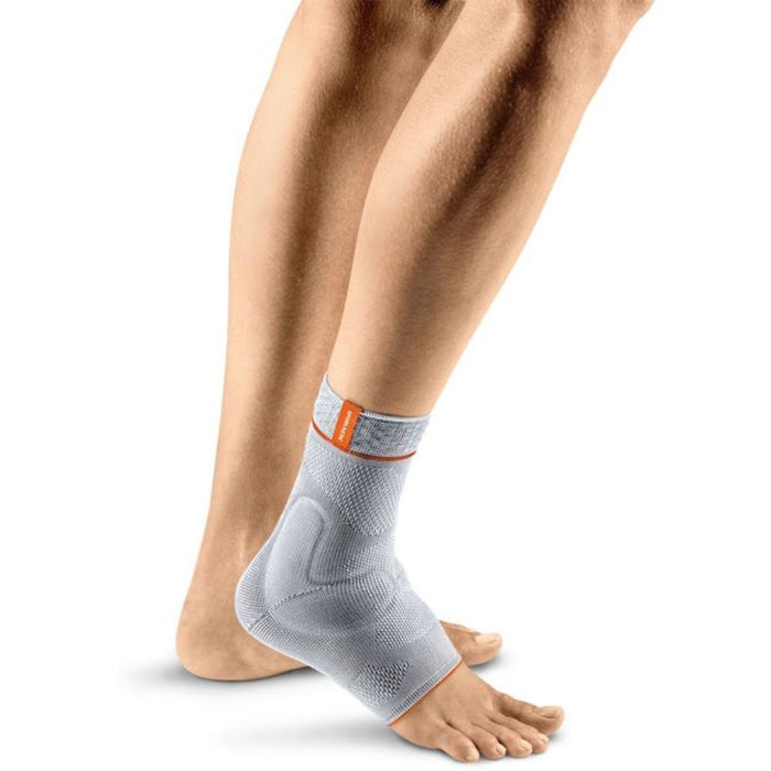 MALLEO-HIT Sprunggelenkbandage Gr. 4 hautfarben, 1 pcs. Bandage